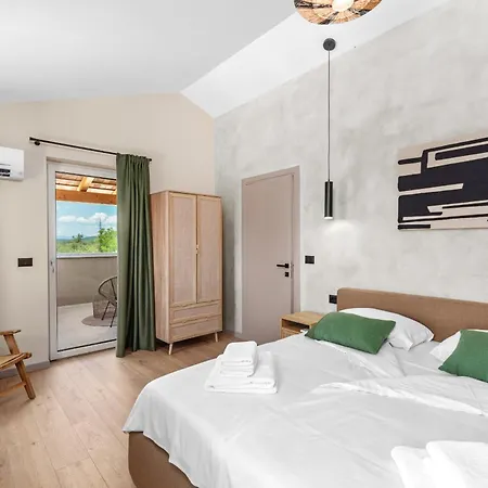 Vila Pet Friendly For Up To 8 People With Private Pool & Playground In Istria *