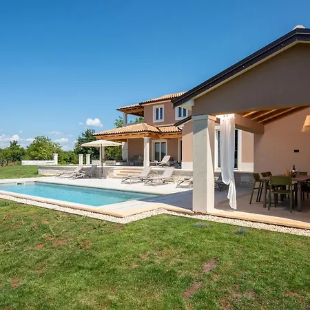 Pet Friendly For Up To 8 People With Private Pool & Playground In Istria Vila
