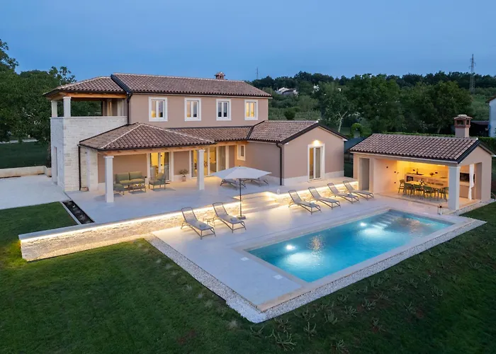 Pet Friendly For Up To 8 People With Private Pool & Playground In Istria Villa