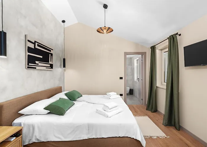 Pet Friendly For Up To 8 People With Private Pool & Playground In Istria Villa *