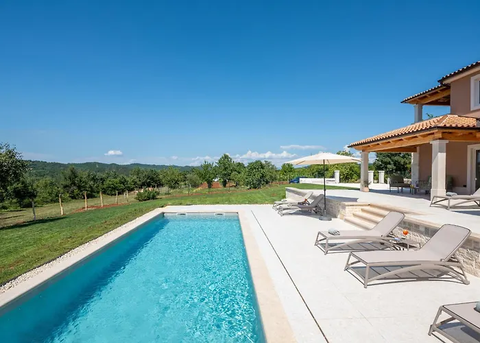 Pet Friendly For Up To 8 People With Private Pool & Playground In Istria *